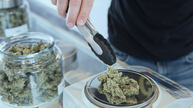 La mejor forma de almacenar marihuana a largo plazo